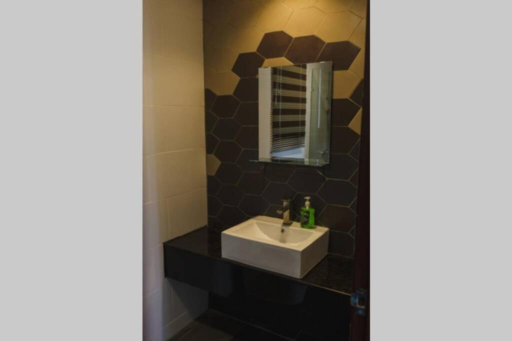 Jazz Suites 1 Vivacity Kuching Buitenkant foto