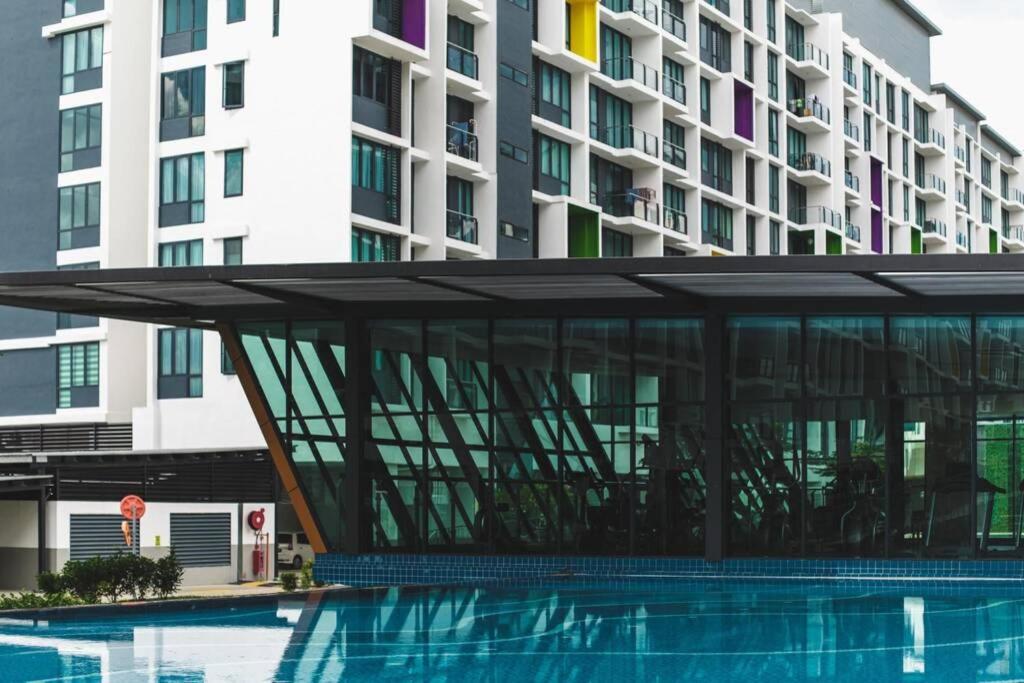 Jazz Suites 1 Vivacity Kuching Buitenkant foto
