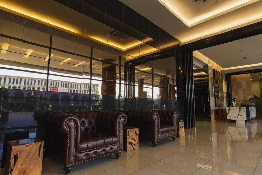 Jazz Suites 1 Vivacity Kuching Buitenkant foto