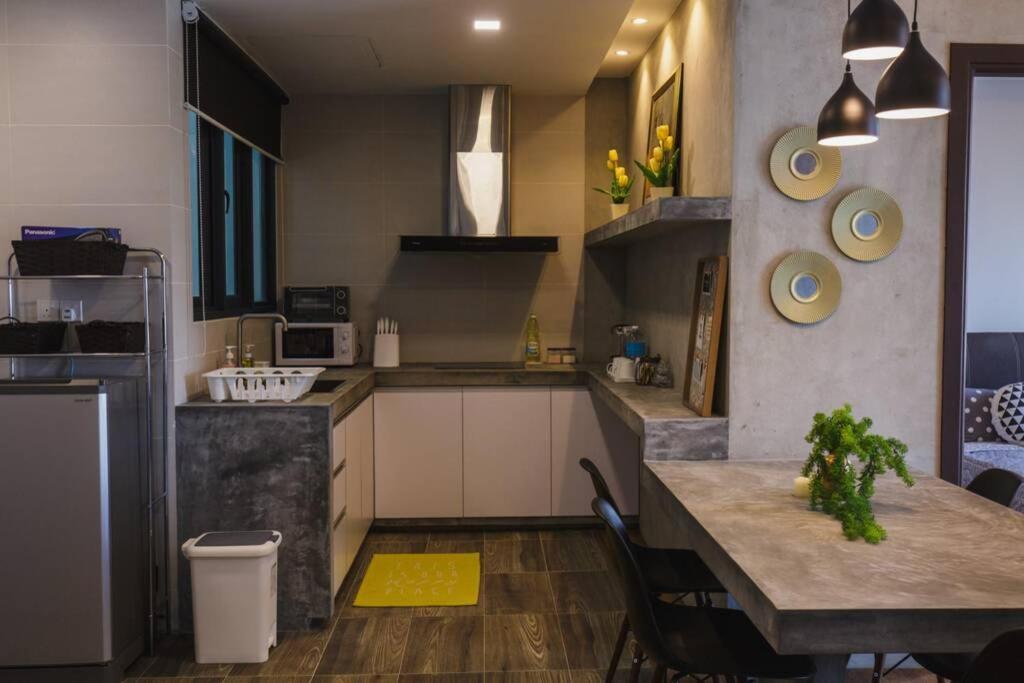 Jazz Suites 1 Vivacity Kuching Buitenkant foto